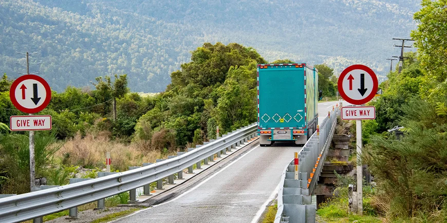 Enspårig väg i Nya Zeeland