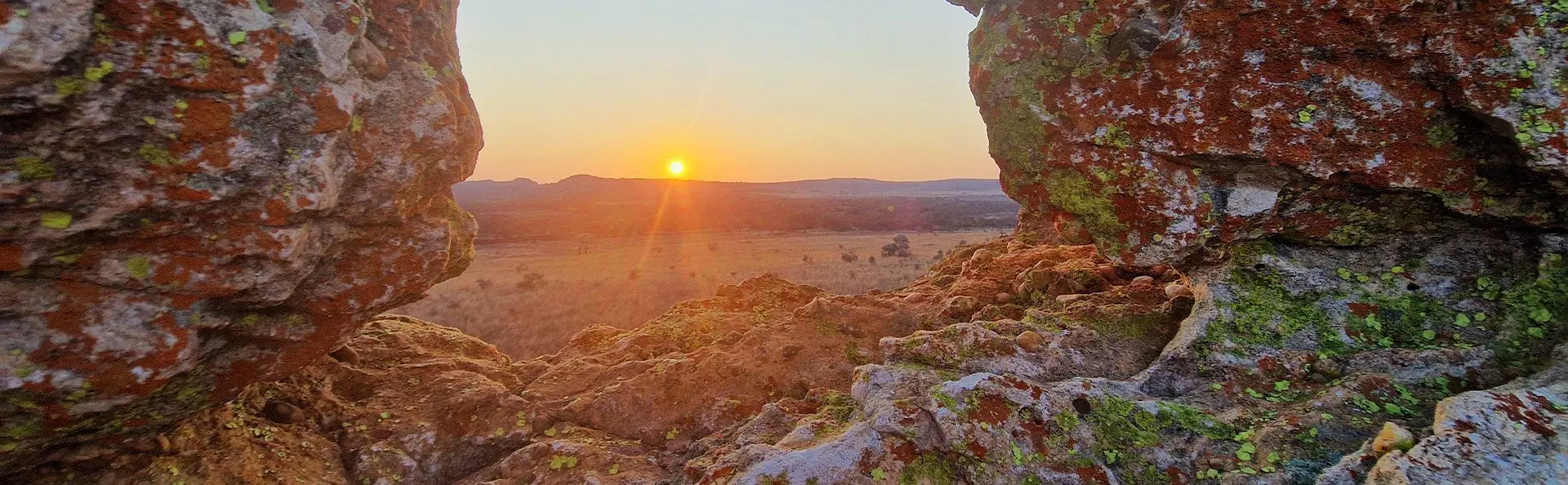 Solnedgång i Isalo nationalpark på Madagaskar