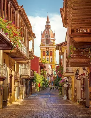 Cartagena de Indias med sina imponerande murar, Colombia