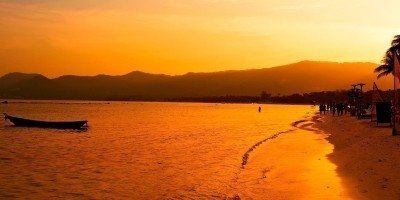 Solnedgång på Chaweng Beach på Koh Samui
